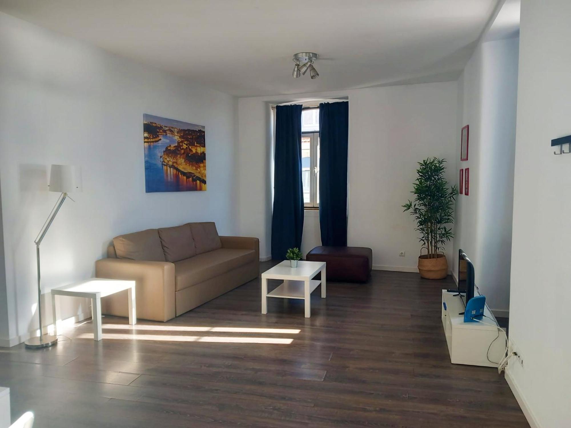 Superior Three-Bedroom Apartment