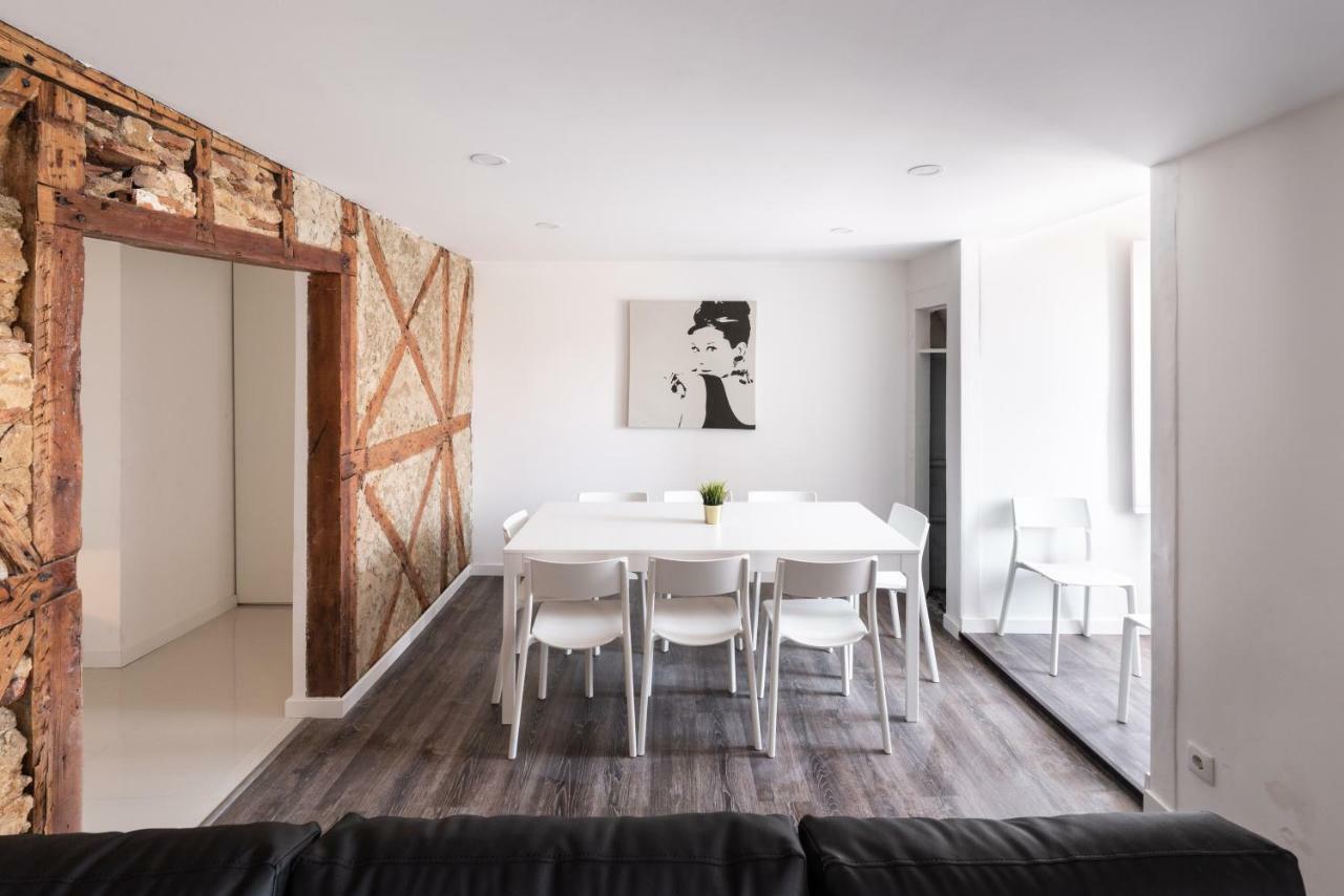 Four-Bedroom Apartment